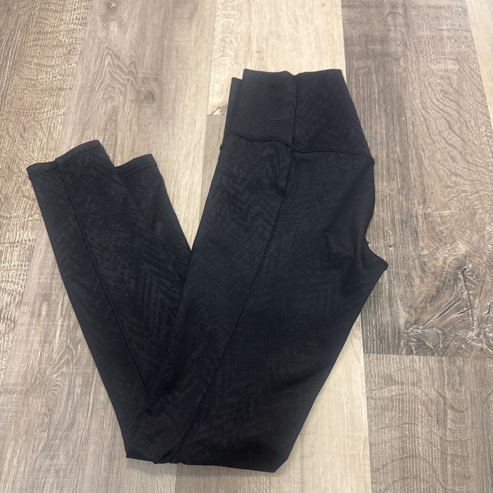 ❄️athleta salutation 7/8 leggings